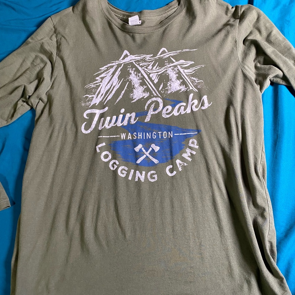 Twin Peaks Green Graphic T-Shirt